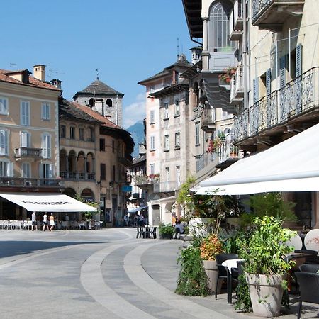 Casa Dell'Edera - Holiday Apartment In Domodossola Buitenkant foto
