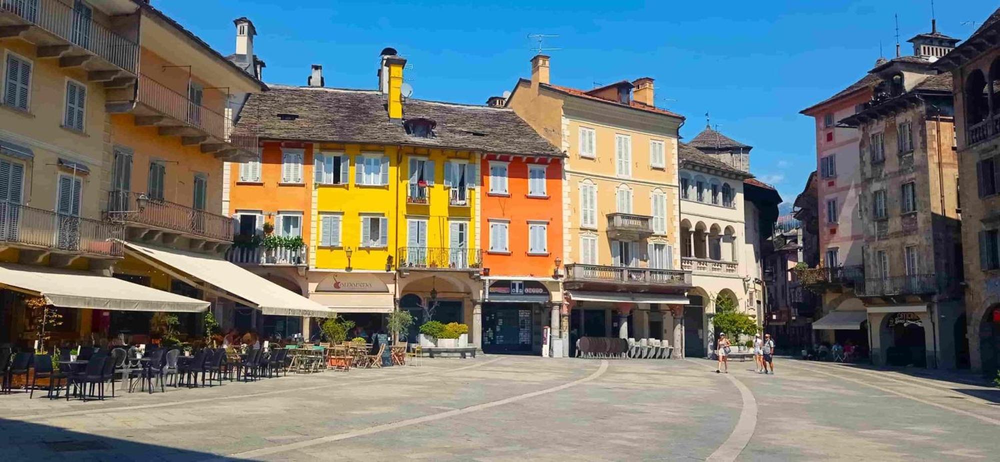 Casa Dell'Edera - Holiday Apartment In Domodossola Buitenkant foto